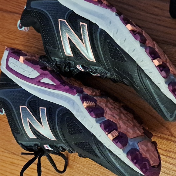 New Balance TechRide Women's 412v3 Shoes size 8.5 used - Picture 9 of 9